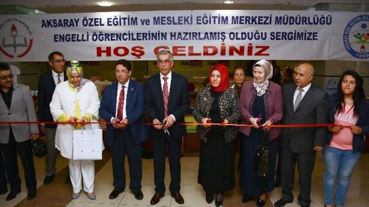 Aksaray’da Engelli Öğrencilerden El İşi Sergisi