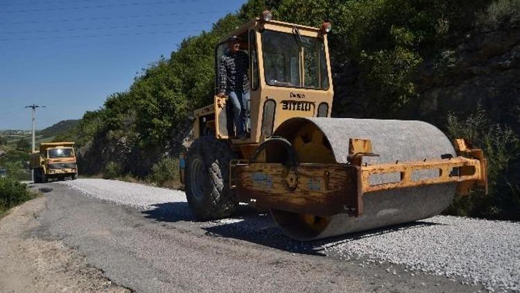 Büyükşehir Belediyesi’nin Yol Çalışmaları Devam Ediyor