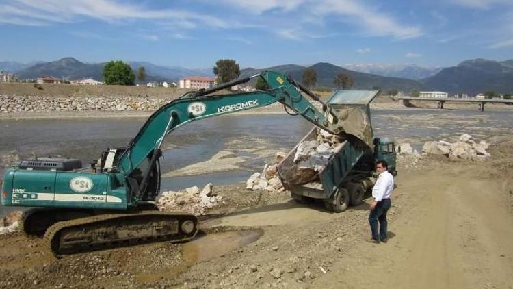 Gazipaşa Hacımusa Çayı Islah Çalışmaları Tamamlandı