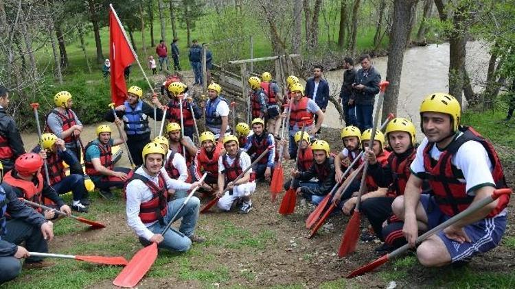 Kelkit’te 3. Geleneksel Rafting Şenliği Yapıldı