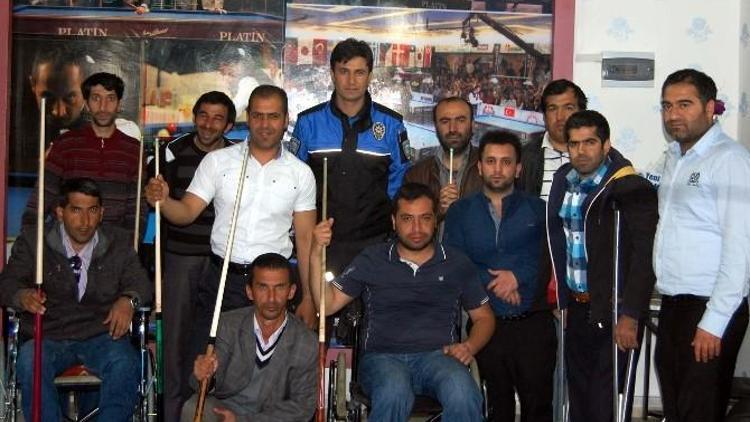 Bitlis’te Engelliler İçin Bilardo Turnuvası Düzenlendi