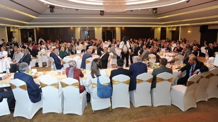 AK Parti Konya Ailesi İstişare Toplantısında Bir Araya Geldi
