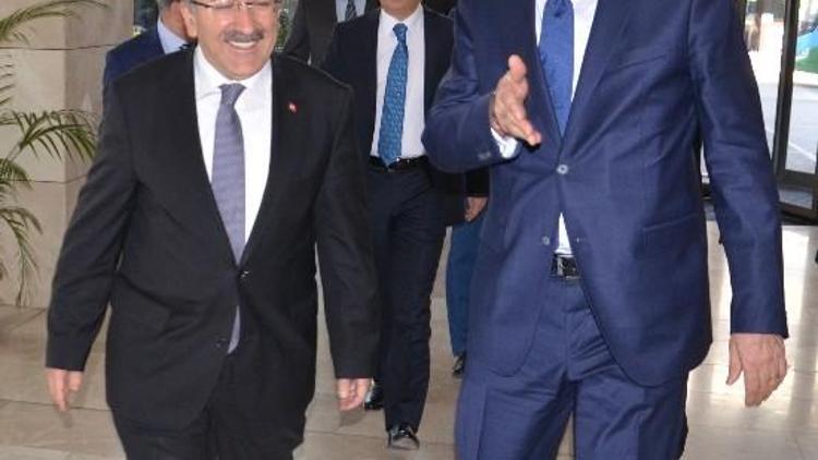 Başkan Gümrükçüoğlu, Bakan İpek’ten Trabzon İçin 3 Talepte Bulundu