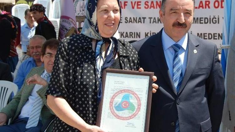 Aydınlı Ahiler Marifetlerini Meydanlara Taşıdı