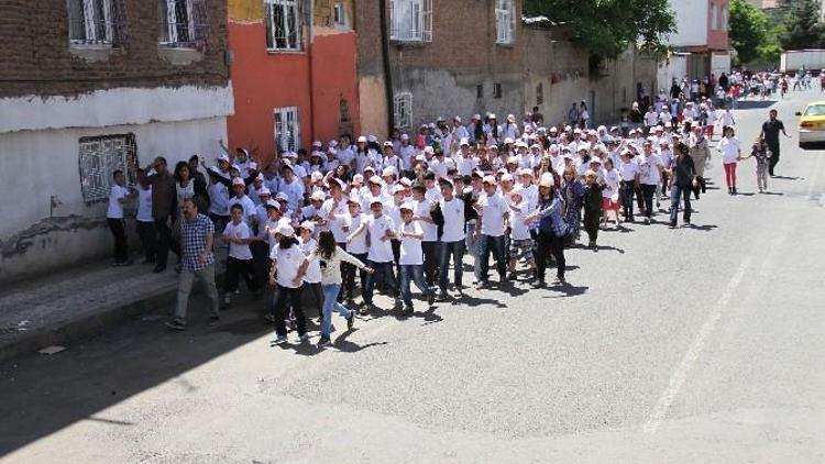 Bağlar Belediyesi Eğitim Destek Evi Öğrencilerinden Etkinlik