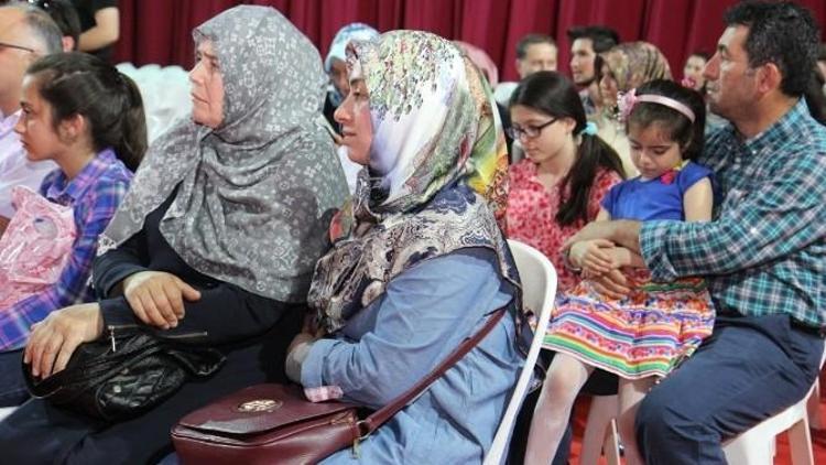 Ünlü Şair Ve Yazar Yalsızuçanlar Konferans Verdi