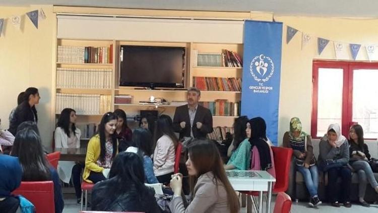 Yozgat Gençlik Merkezi’nin Şehir Tanıtım Gezileri Sürüyor
