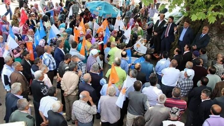 Hasankadı’da AK Parti Milletvekili Adaylarına Yoğun İlgi