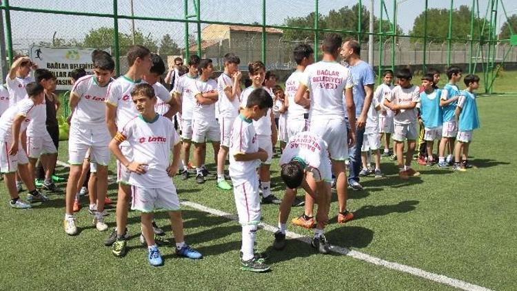 Bağlar Belediyesi’nin Okullar Arası Spor Turnuvası Sona Erdi