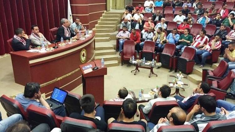 AK Partili Adaylar Nevşehir Spor Taraftarı İle Buluştu