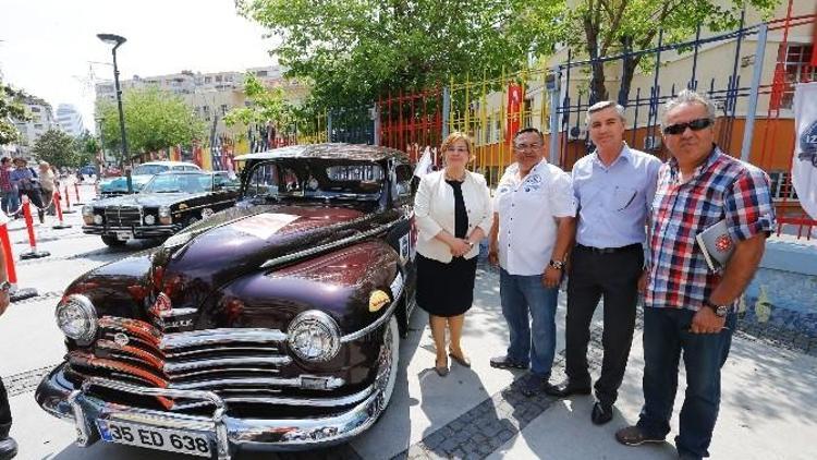 Alsancak Şenliği Coşkulu Başladı