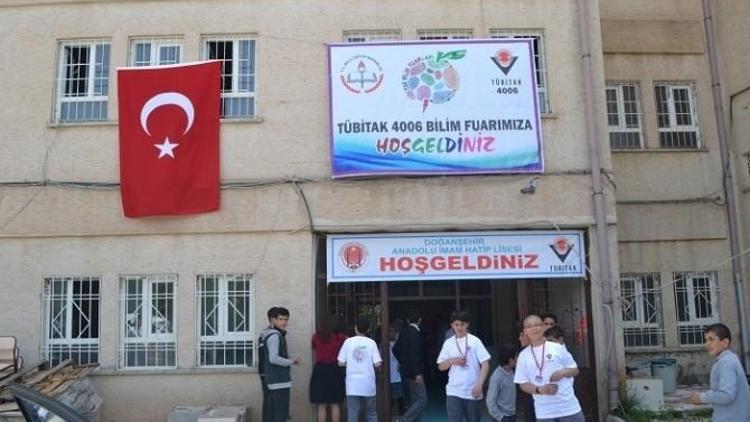 Doğanşehir İmam Hatip Lisesi’nden TÜBİTAK Fuarı