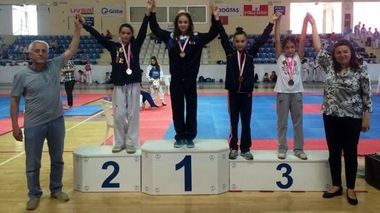 Marmara Taekwondo Şampiyonasına Çanakkale Anafartalar Spor Kulübü Damgasını Vurdu