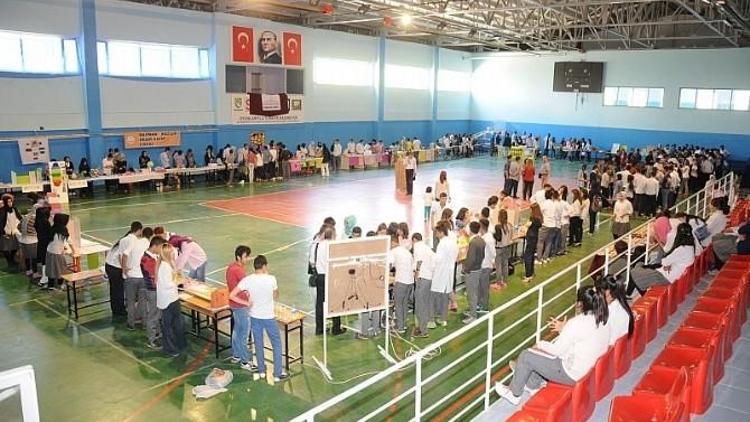 Kozluk’ta ’Bilim Şenliği’ Etkinliği