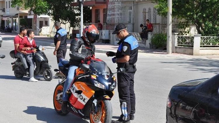 Korkuteli İlçesinde Motosiklet Denetimleri Aralıksız Sürüyor