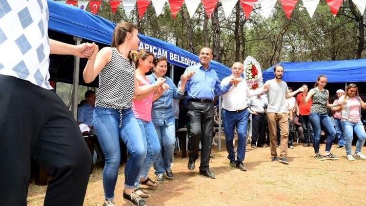 Balkan Türkleri Hıdrellez Şenliği’nde Coştu