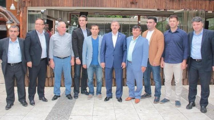 Milli Sporculardan Selçuk Özdağ’a Destek