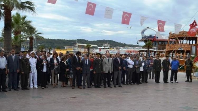 Ayvalık’ta Düşmana Askeri İlk Kurşunun Atılışının 96. Yılı Törenle Kutlandı