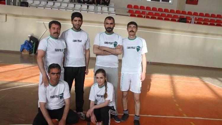 Diyadin’de Kurumlar Arası Voleybol Turnuvası