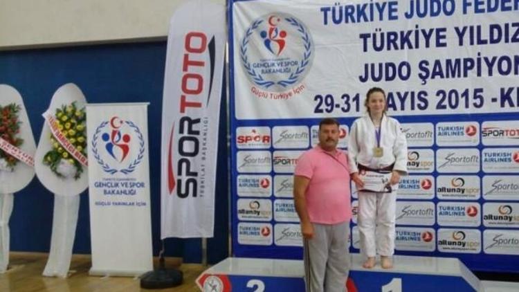 Yunusemre Belediyespor Judo’da Türkiye Şampiyonu Oldu