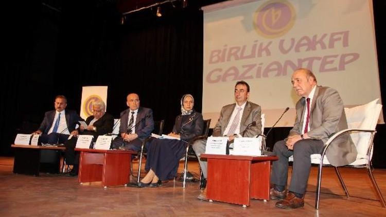 Gaziantep Üniversitesi’nde Başkanlık Sistemi Paneli