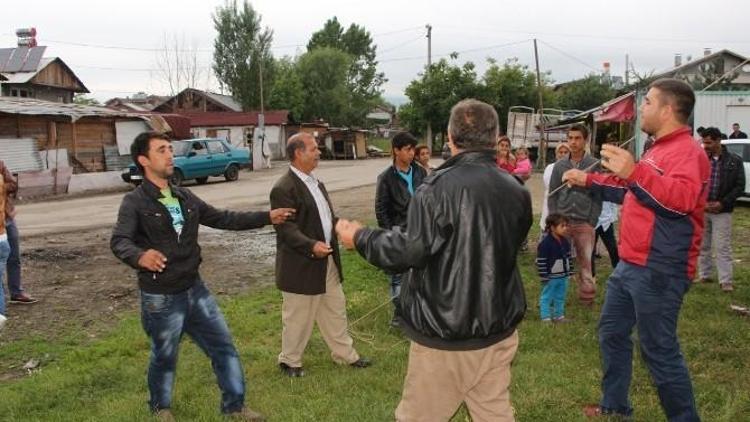 Bolu Belediye Başkanı Alaaddin Yılmaz, Roman Vatandaşları Ziyaret Etti