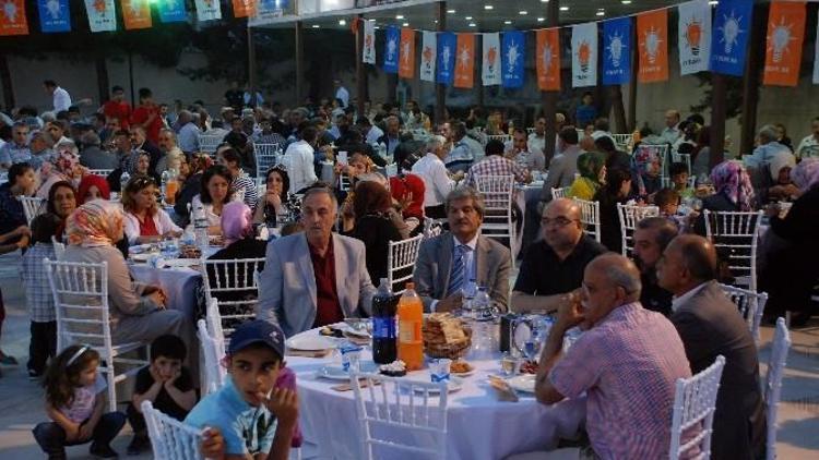AK Parti Midyat’ta Birlik Ve Beraberlik Yemeği Düzenlendi