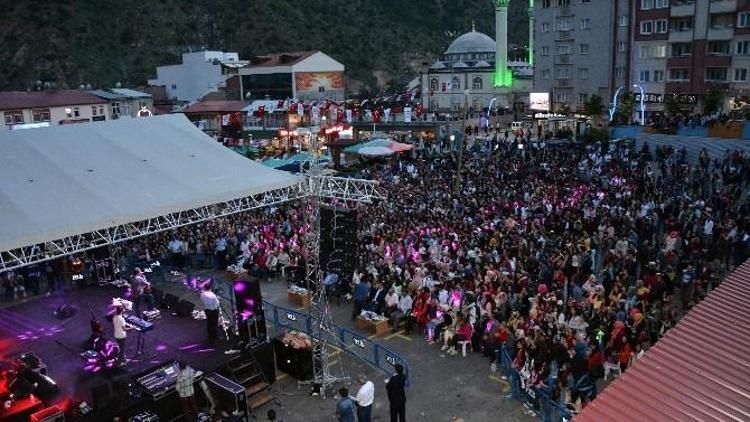 Gümüşhane Belediyesinden Coşkulu Konser