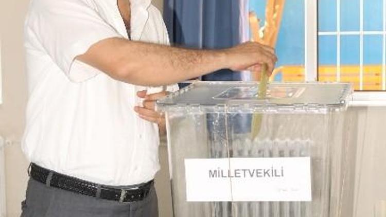 MHP İl Başkanı Kaya Oyunu Kullandı