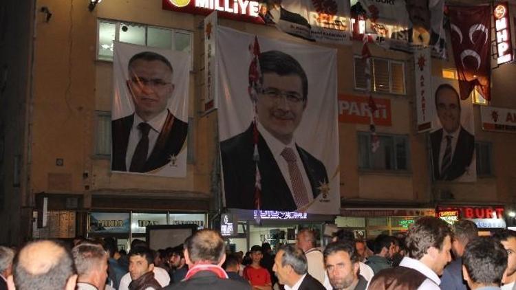 Bayburt MHP’de Sevinç