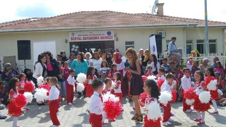 Malkaralı Miniklerden Muhteşem Yıl Sonu Gösterisi