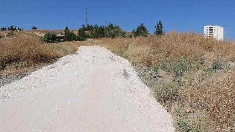 Güzelyurt Mahallesi’nde De Yol Yapım Çalışmaları Tamamlandı