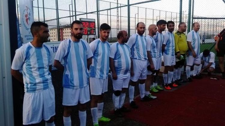 Kars’ta Kurumlararası Futbol Turnuvası