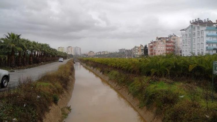 DSİ Manavgat, Alanya Ve Gazipaşa’da Dereleri Elden Geçirdi