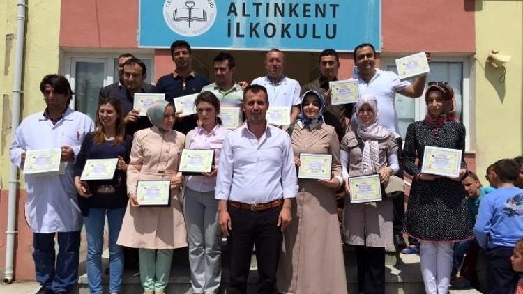 Altınkent İlk-ortaokulu’nda Yılsonu Karne Töreni