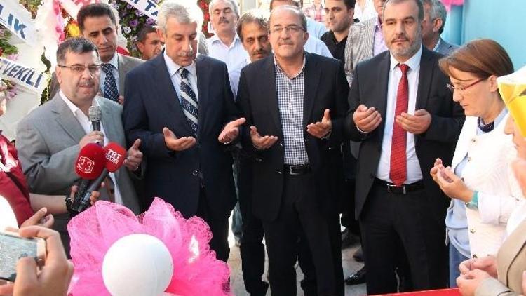 Elazığ’da Su Çocuk Akademisi Açıldı