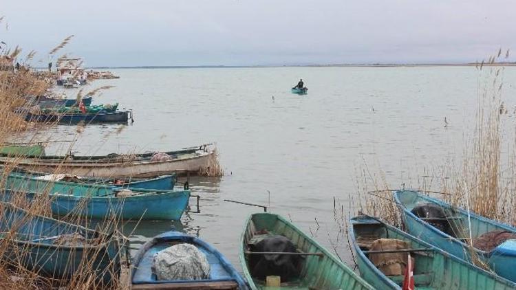 Beyşehir Gölü’nde Balık Av Yasağı Sona Eriyor