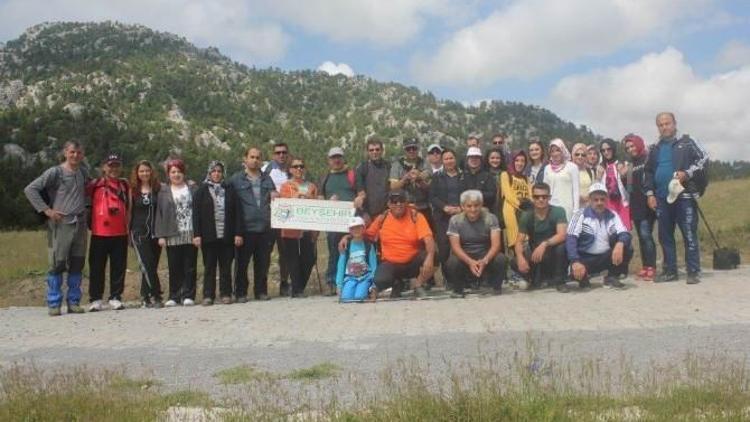 Beyşehir’de Çamlık Mağaraları Yürüyüşü Gerçekleştirildi