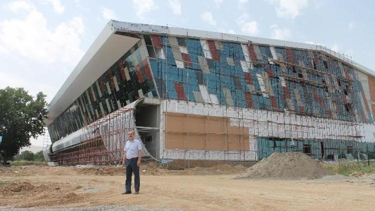 Malatya’ya 5 Bin Kişilik Devasa Spor Salonu