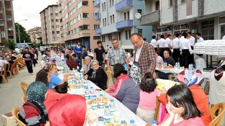 Kastamonu Belediyesi’nden Günlük 2 Bin Kişiye İftar