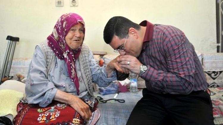 Başkan Tütüncü, Ramazan’ın Sevincini Halkıyla Paylaşıyor