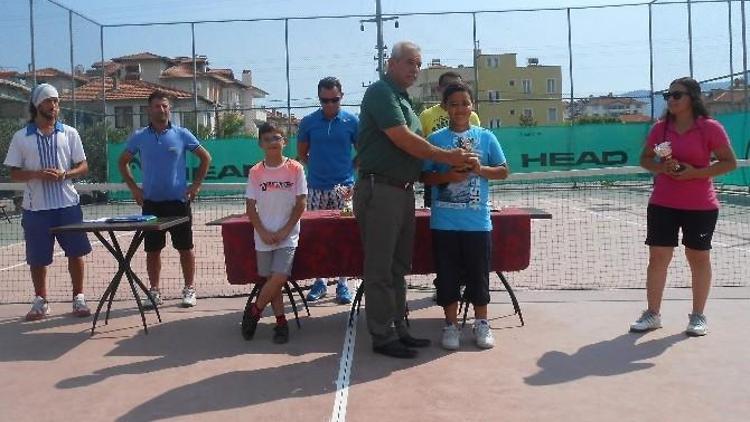 Ortaca’da ‘Yaza Merhaba’ Tenis Turnuvası Yapıldı