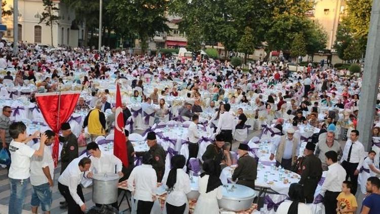 İlk “Halk İftarı” Kurtuluş Gününde Verildi