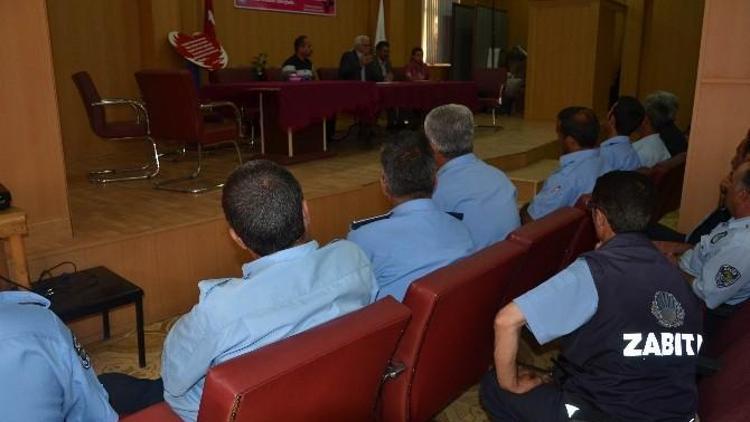 Erciş’te Zabıta Personeline Gıda Denetimi Semineri Verildi