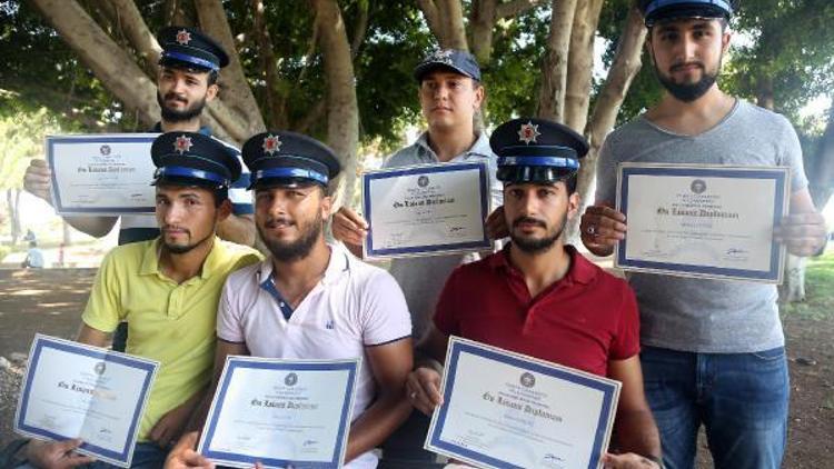 FETÖ kurbanı polis adayları atama bekliyor