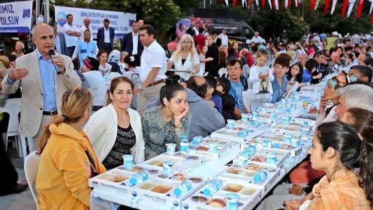 Başkan Akgün: Yoksullarla Aramızda Köprü Olun