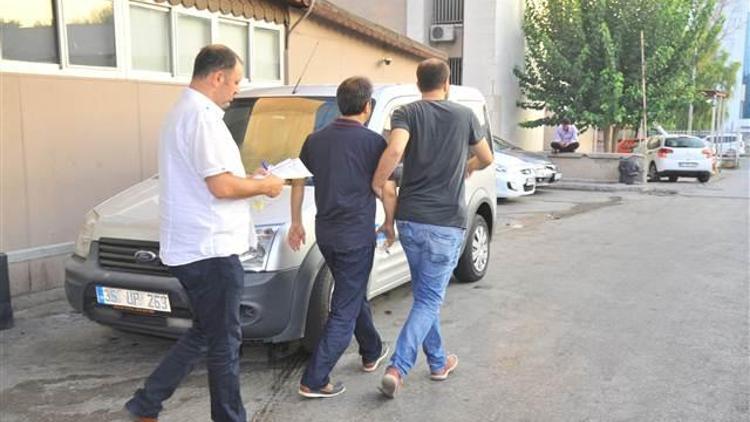 İzmir Katip Çelebi Üniversitesi akademisyenlerine operasyon