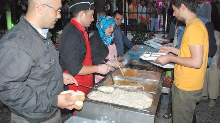 Mimar Sinan Cami’nde Süren Gelenek