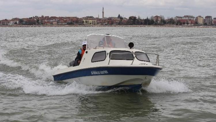 Beyşehir Gölü’nde Kaçak Avlanan 21 Kişiye 36 Bin Liralık Ceza