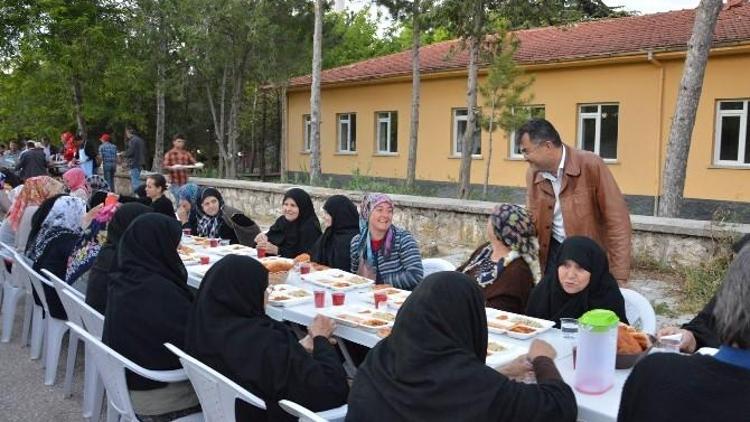 Çifteler Belediyesi’nin İftar Programı